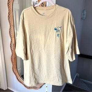 Nike / Men’s Sole Food T-Shirt in Gold